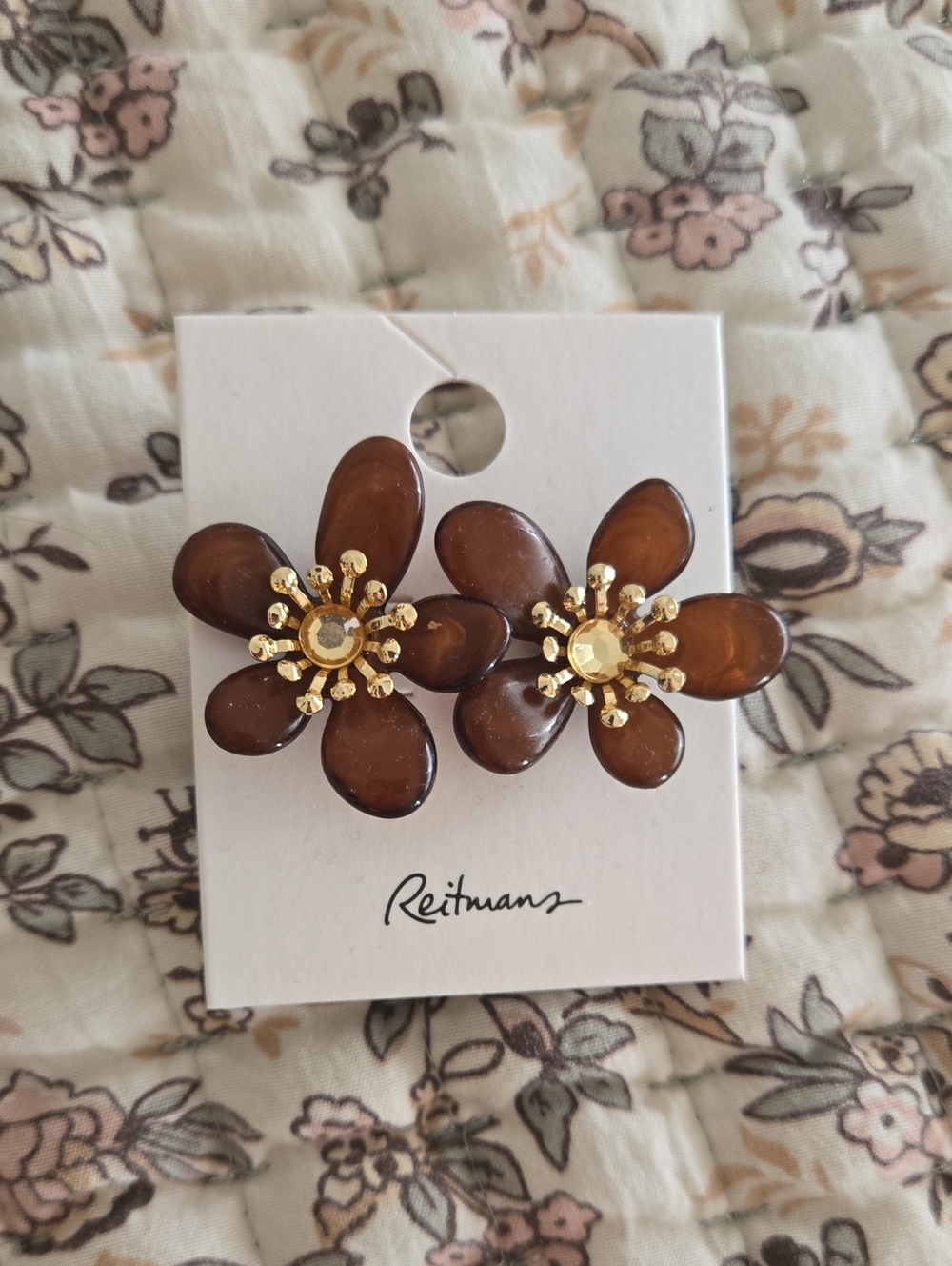 Reitmans Brown Flower Cluster Earrings with Gold Centers